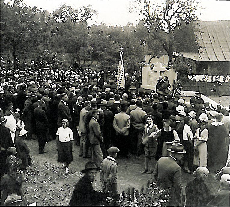 Slavnostní odhalení pomníku 29. 7. 1934.jpg